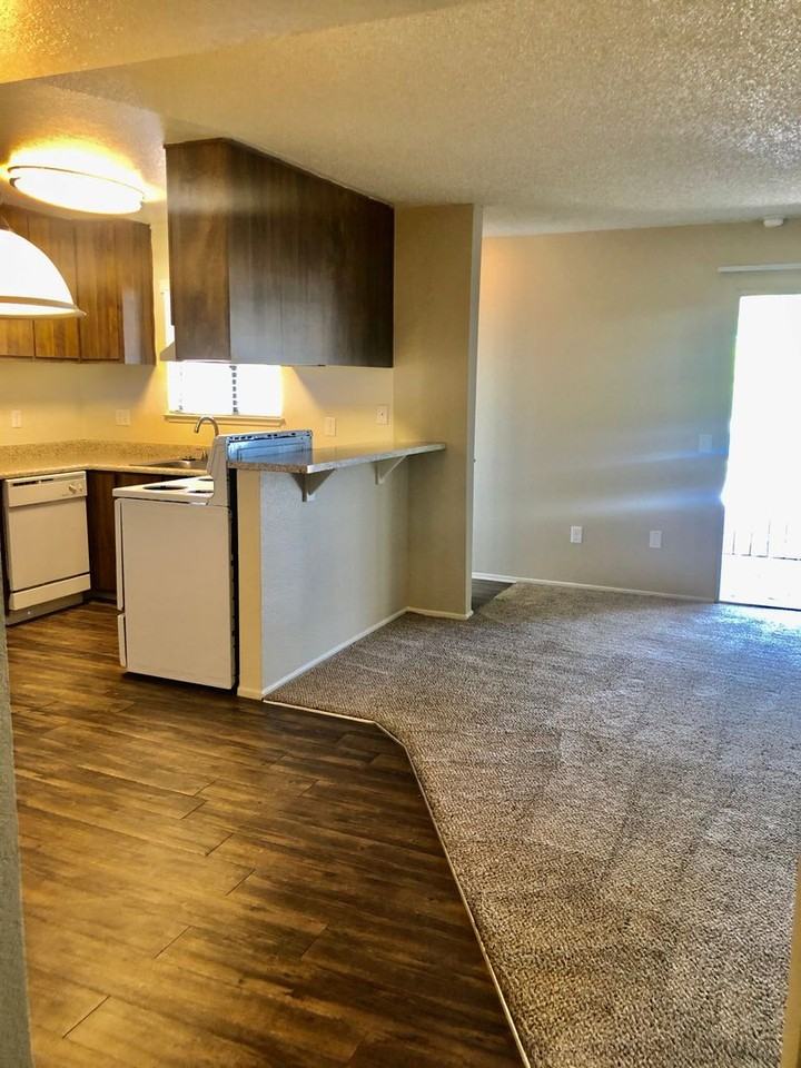 814-Summer Hills Apartments - Photo 4 of 45