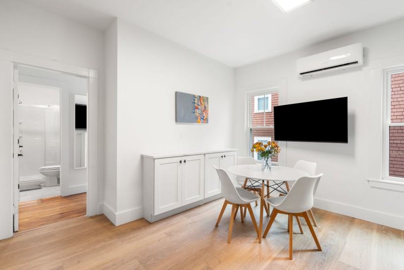 1 Bed / 1 Bath Apartment in Brighton - Photo 5 of 20