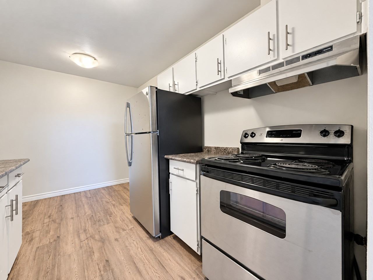 200 London Rd #303 - Photo 4 of 13