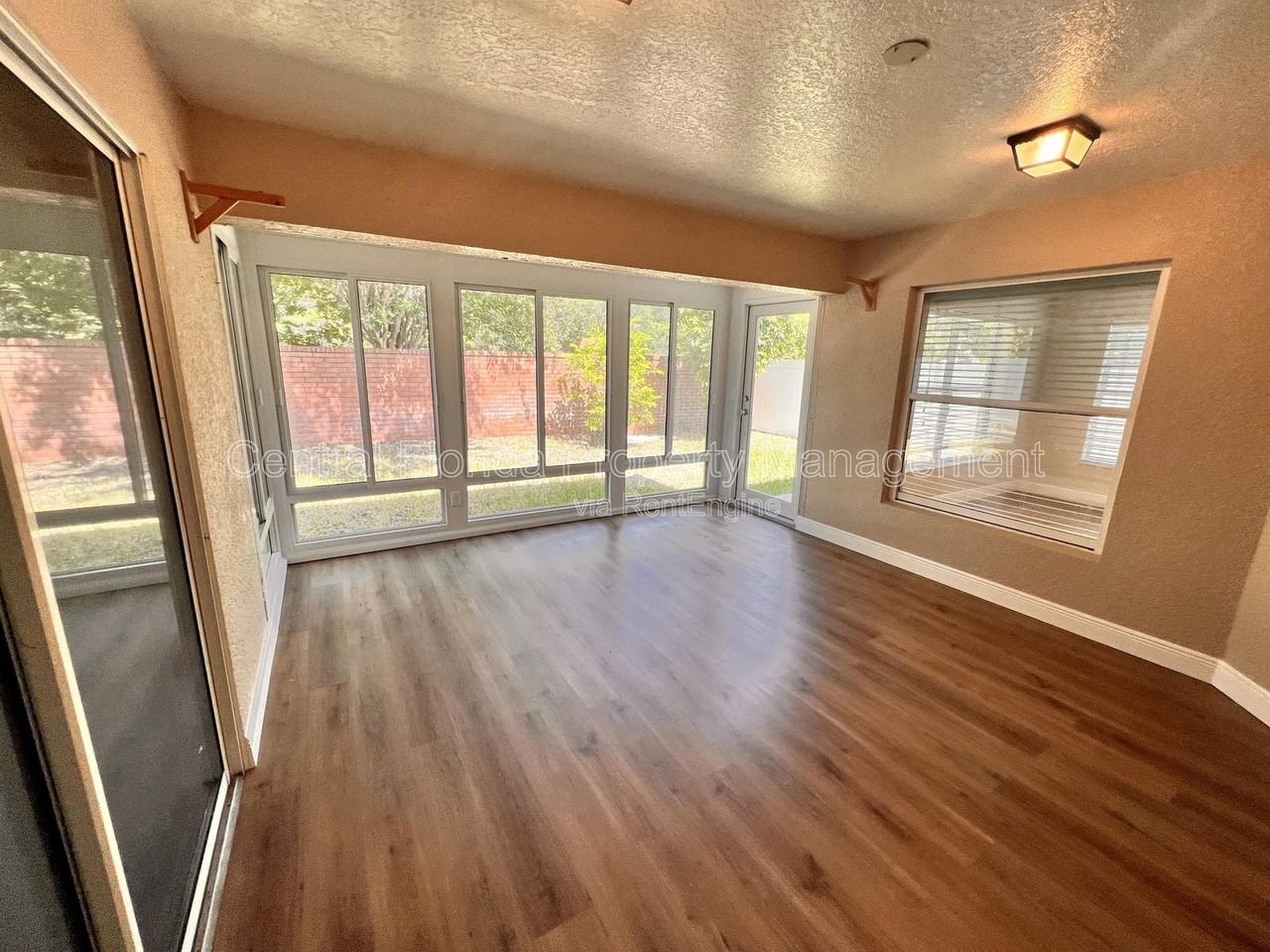1431 Marsh Meadow Ln - Photo 2 of 35