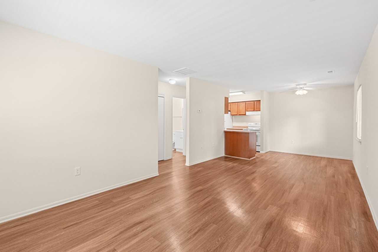 Fox Chase Apartments - Photo 3 of 34