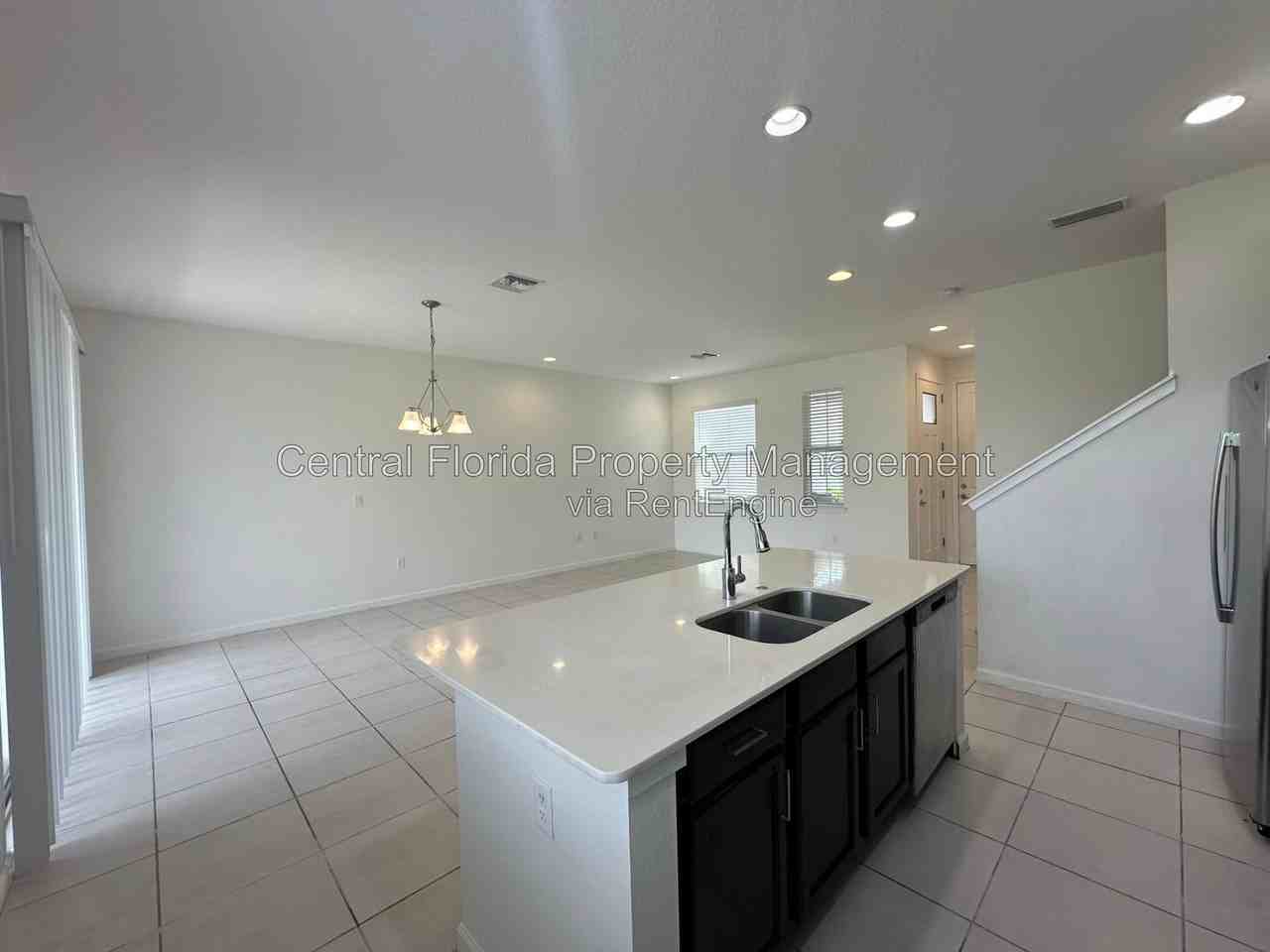 1002 La Mirada Ct - Photo 7 of 30