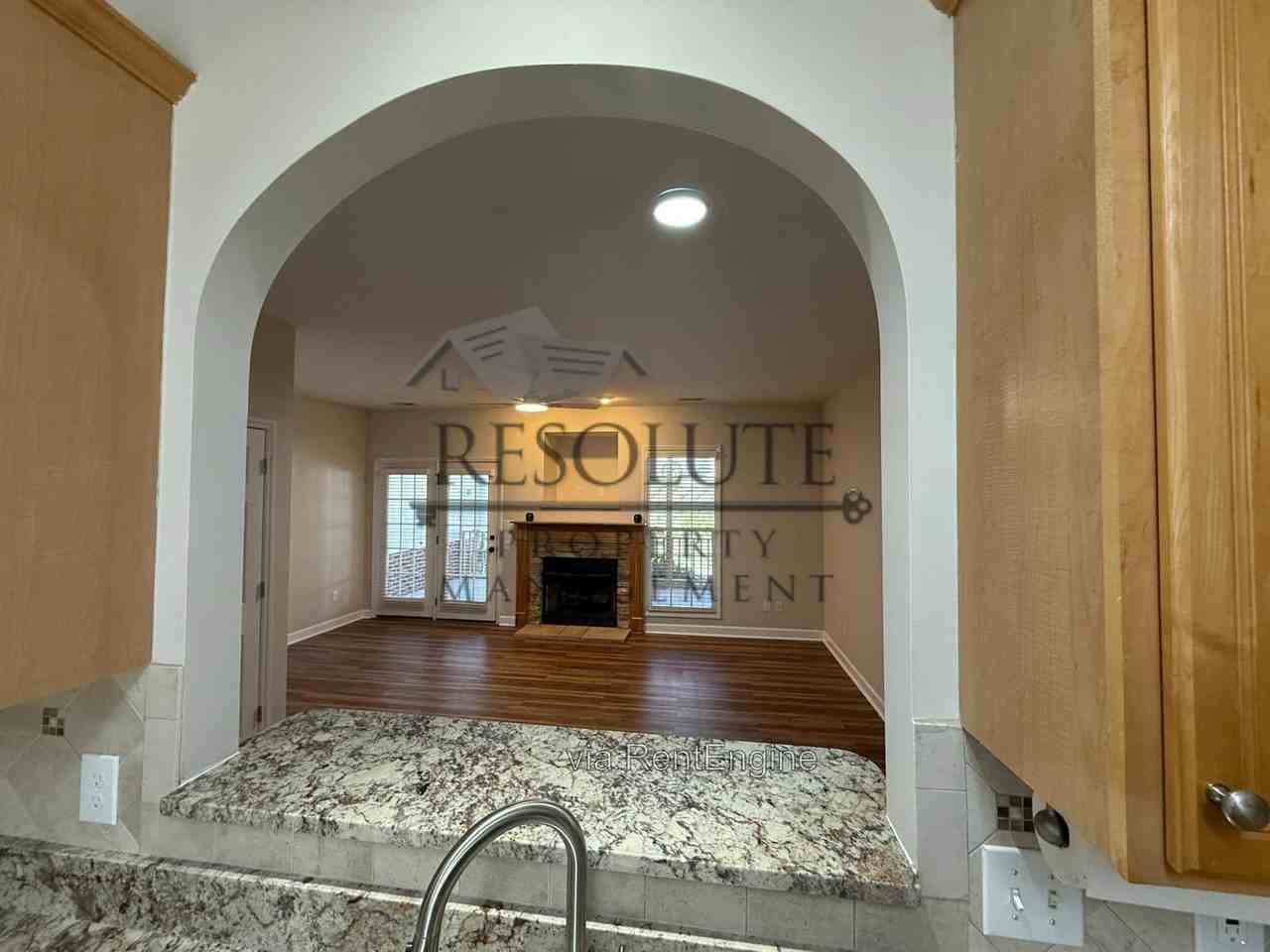 305 Sugar Maple Ave - Photo 6 of 23