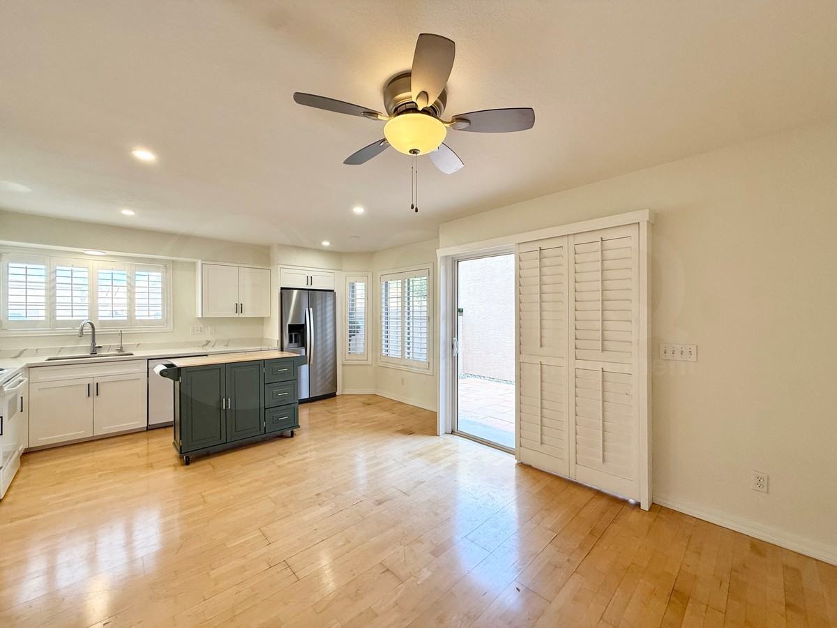 2875 W Highland St #1150 - Photo 6 of 26