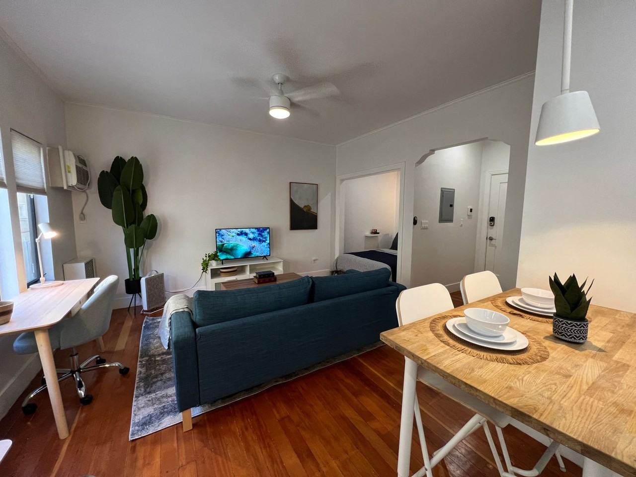 2050 Dracena Dr. - Photo 2 of 24