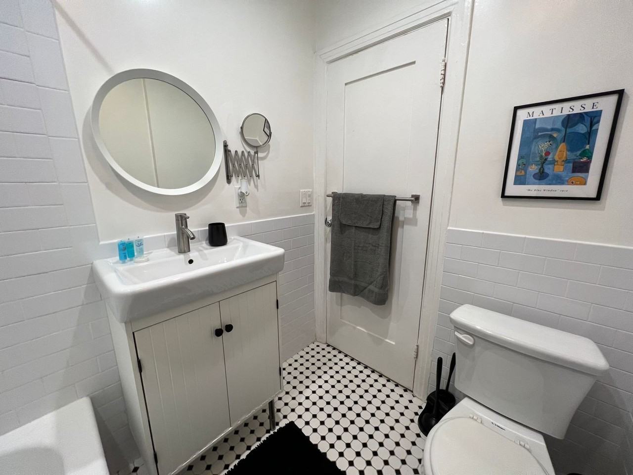 2050 Dracena Dr. - Photo 6 of 24