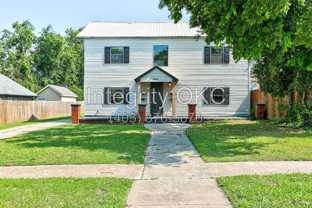 1919 Nw 11th St #4D - Photo 1 of 1