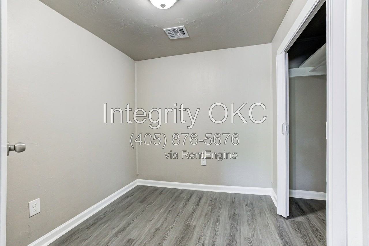 1919 Nw 11th St #4D - Photo 3 of 24