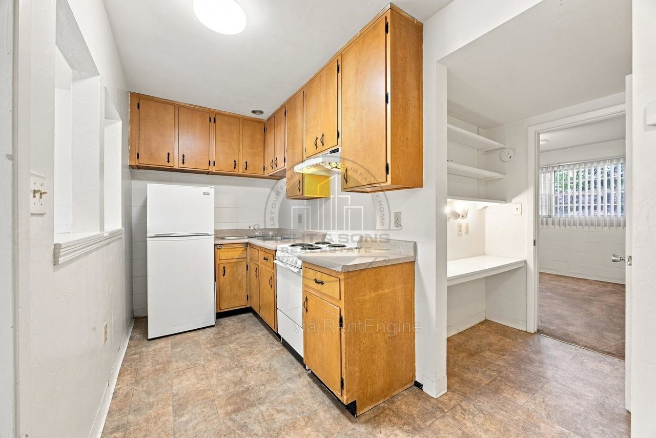 106 W 7th Ave #6 - Photo 6 of 11