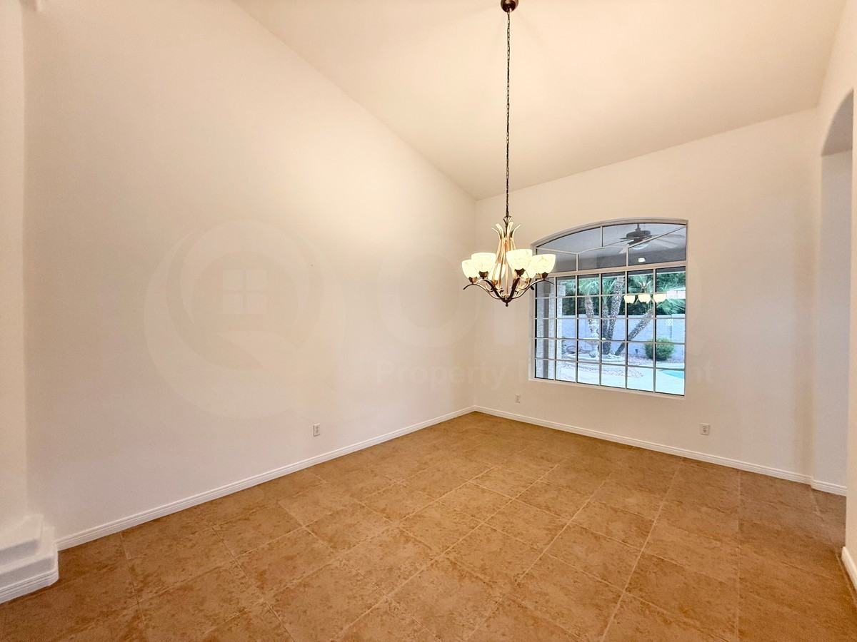 21041 N 61st Dr - Photo 7 of 27
