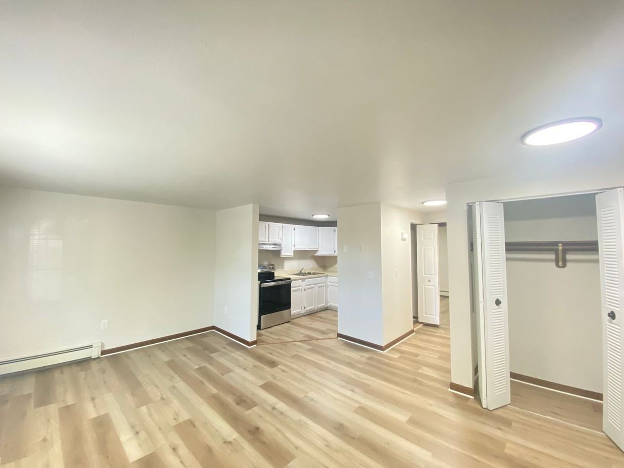22 Franklin St #H - Photo 4 of 16