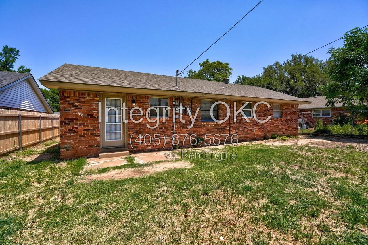 977 Barkley Cir - Photo 5 of 50