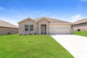 featured image of 110 E Fredonia Ct