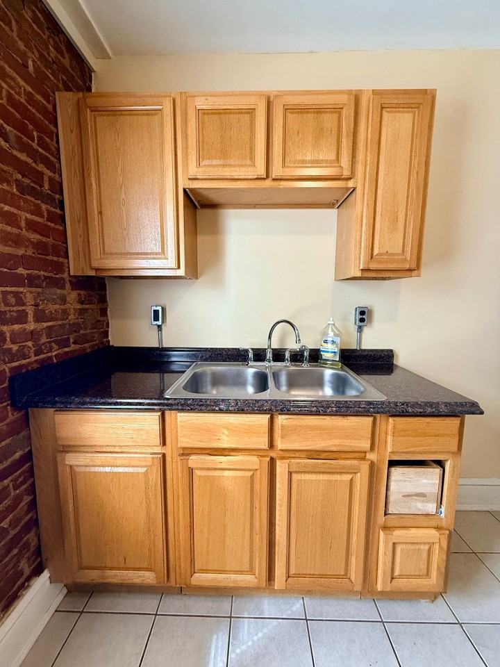 412 S West End Ave #2 - Photo 6 of 15