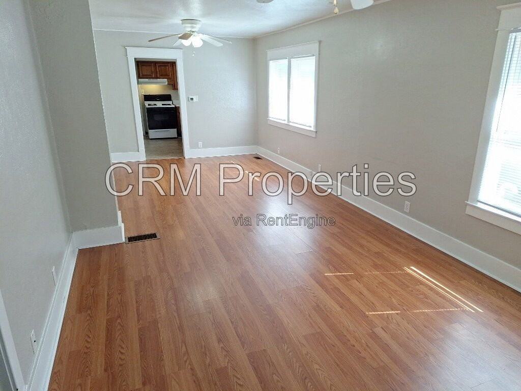 1238 S Waugh St - Photo 2 of 22