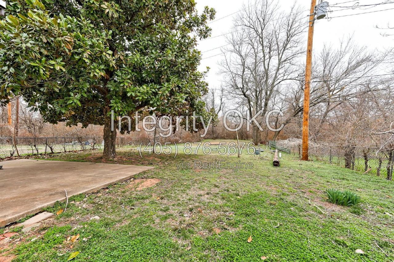 6216 Anderson Dr - Photo 6 of 39