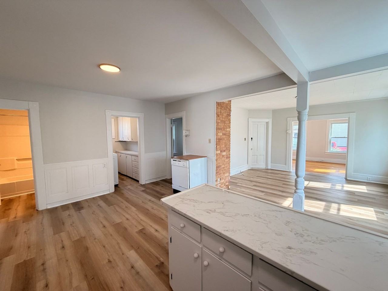 268 Bartlett St #1 - Photo 4 of 23