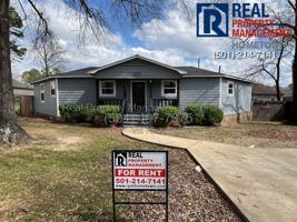 featured image of 2710 Lavern St