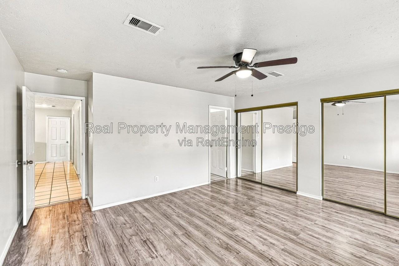 10027 Glenkirk Dr - Photo 7 of 19