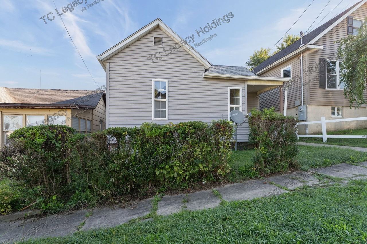 1620 Goff Ave - Photo 3 of 43