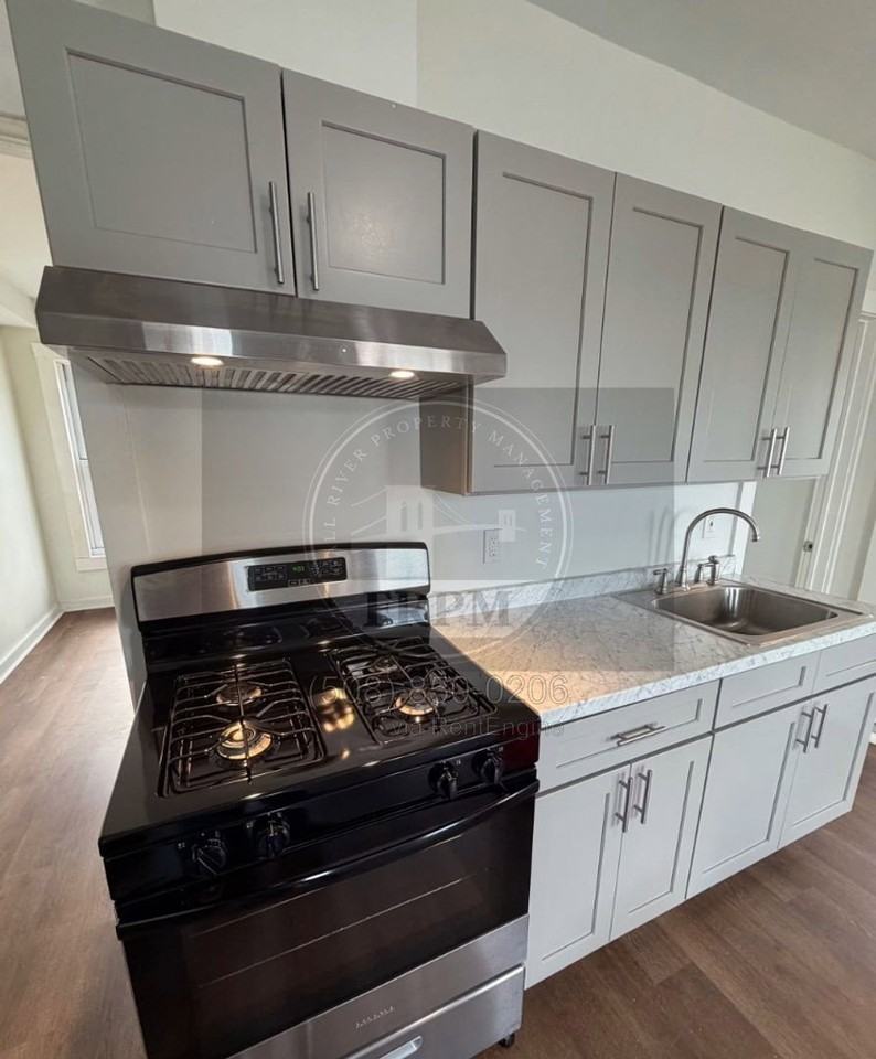 297 N Front St #297-3 - Photo 3 of 14