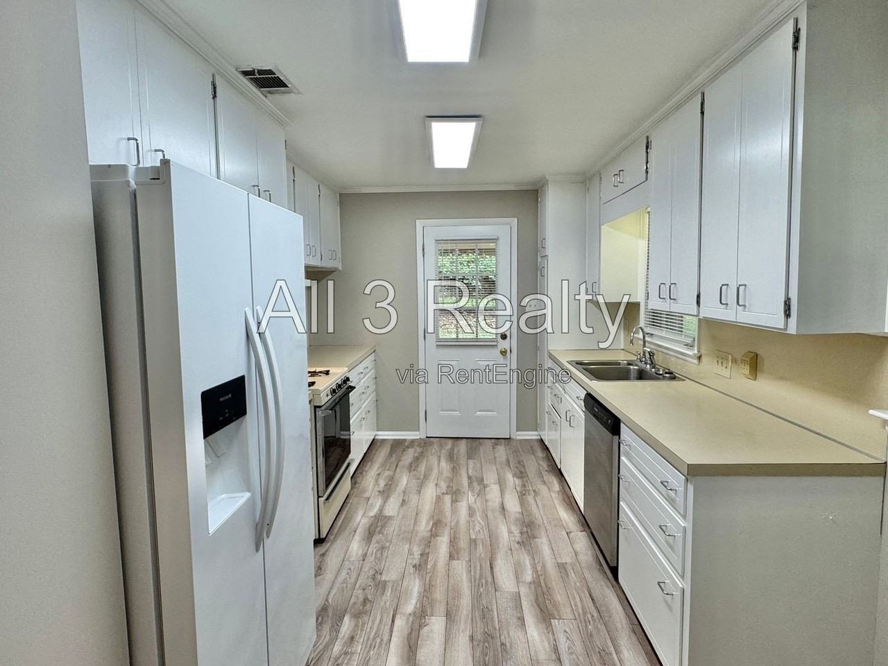 619 Milan Ct - Photo 6 of 30
