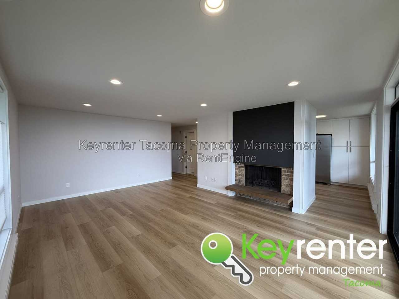 3202 S D St #1 - Photo 2 of 13