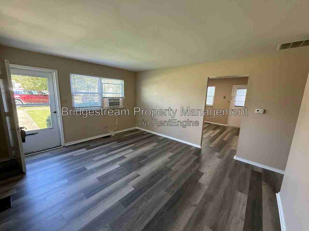 3214 Illinois Ave #A - Photo 2 of 9