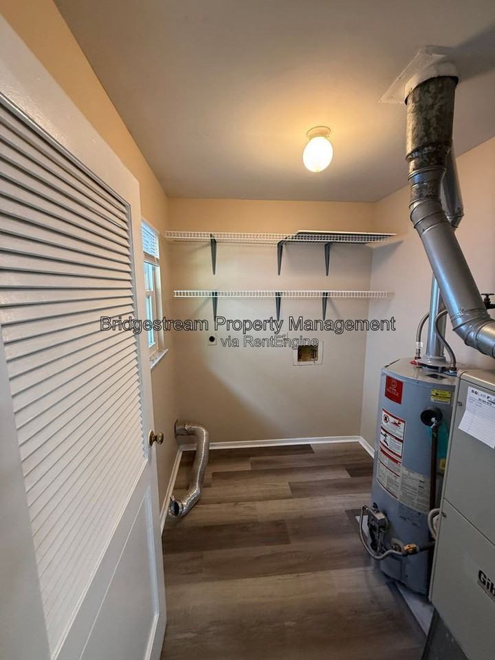 3214 Illinois Ave #A - Photo 6 of 9