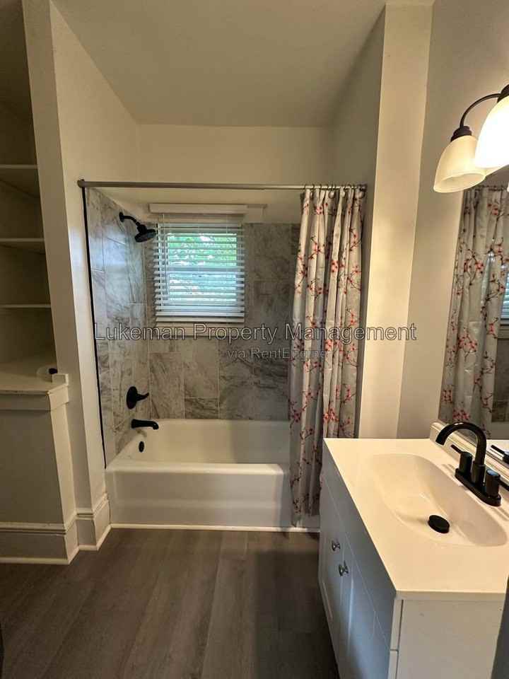 111 Reverend Wright Ct - Photo 7 of 15