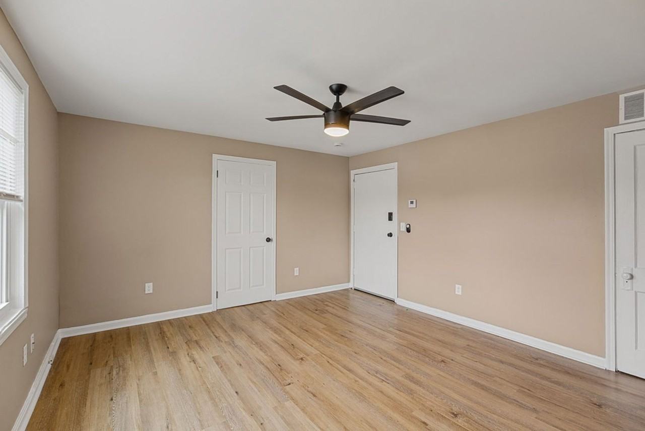 5211 Montgomery Rd #D - Photo 5 of 13