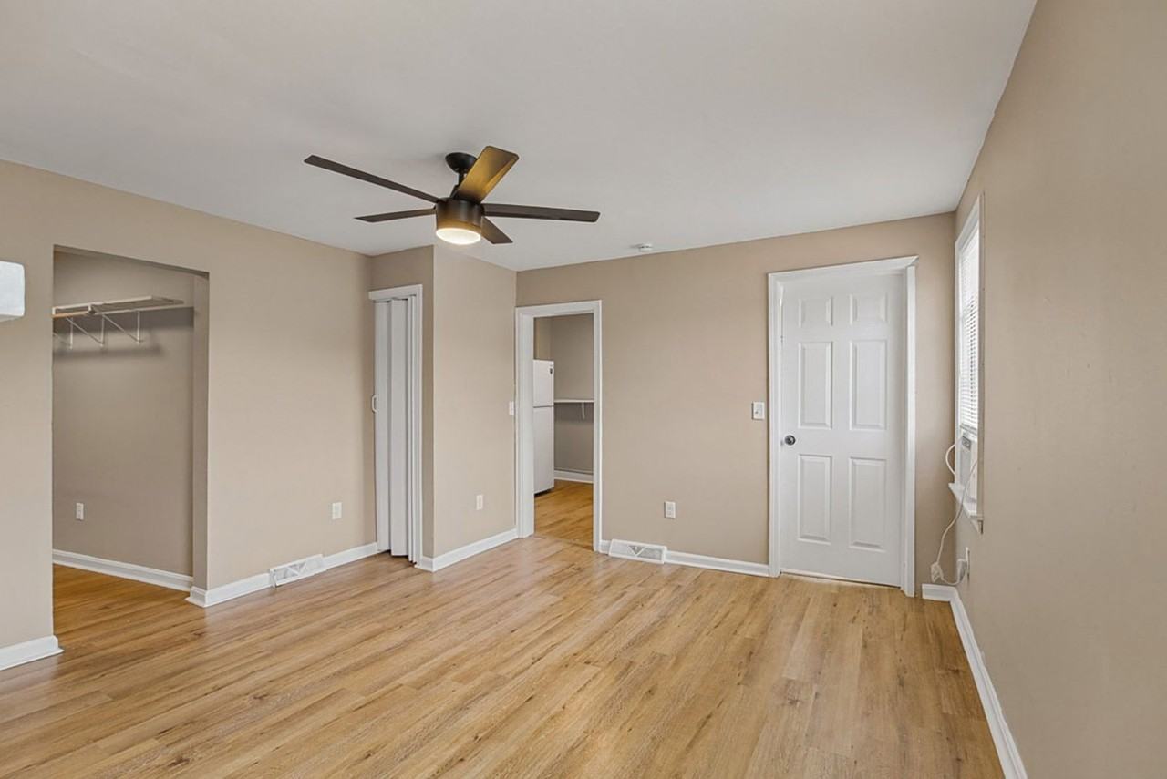 5211 Montgomery Rd #D - Photo 6 of 13
