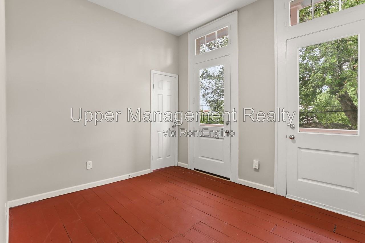 2103 Baronne St #2C - Photo 5 of 7