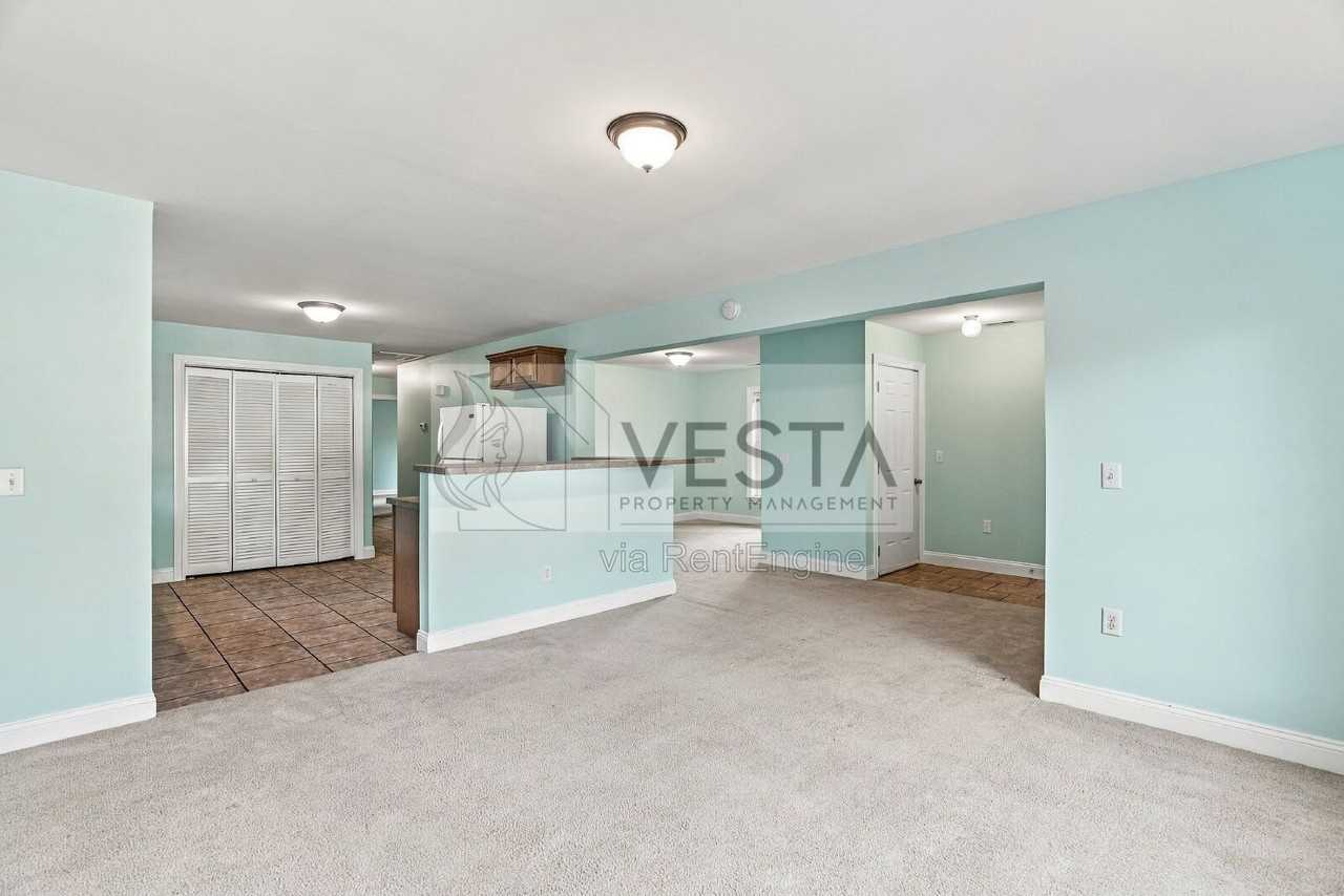 62 Branning St #B - Photo 4 of 23