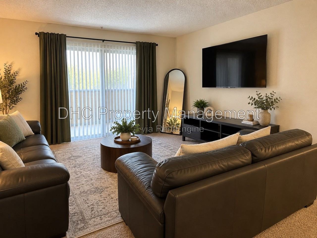 5000 Armour Rd #1B - Photo 2 of 9