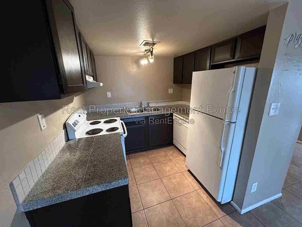 2646 N 43rd Ave #A - Photo 2 of 13