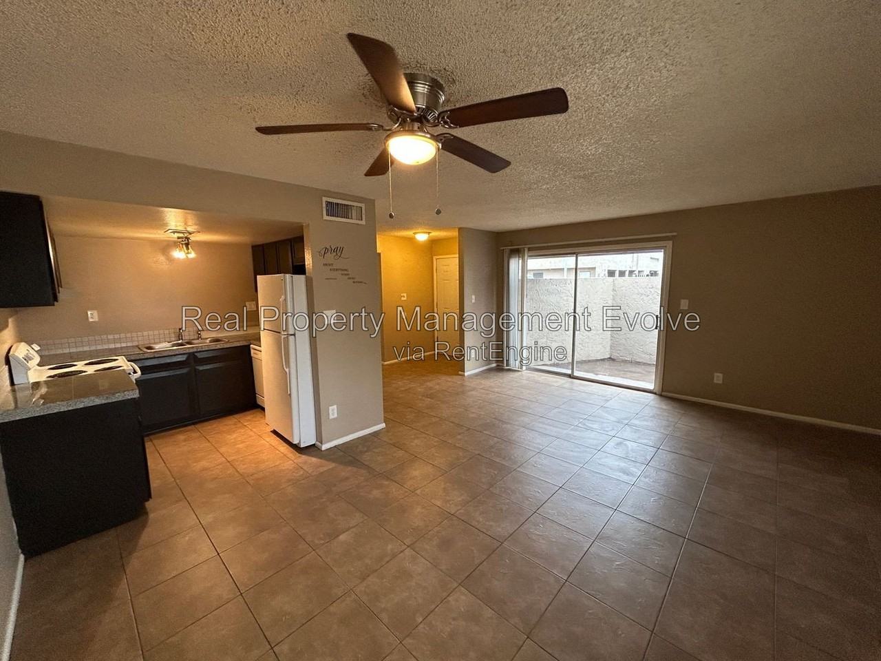 2646 N 43rd Ave #A - Photo 3 of 13