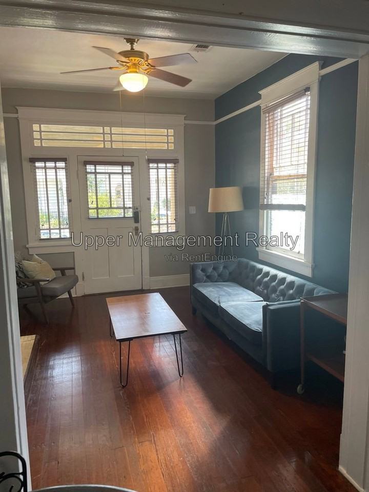 3929 Chestnut St - Photo 3 of 13