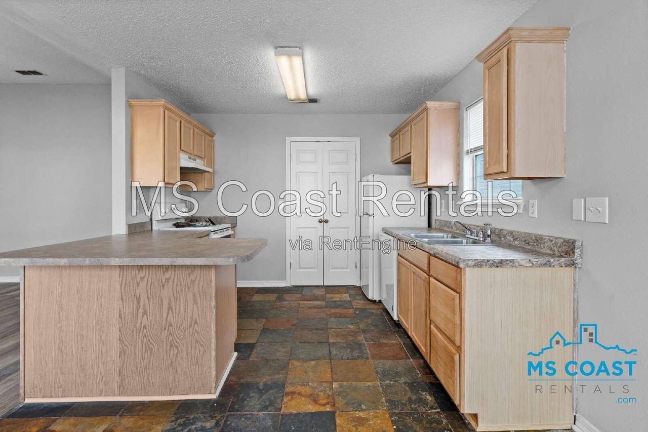 11098 Vixen Loop - Photo 7 of 19