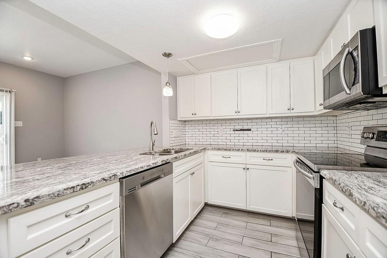 820 Threadneedle St #253 - Photo 4 of 31