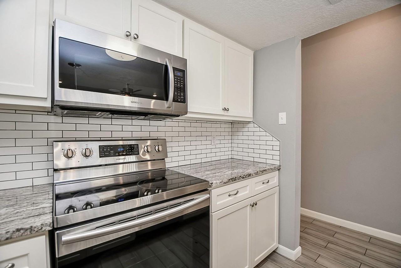 820 Threadneedle St #253 - Photo 6 of 31