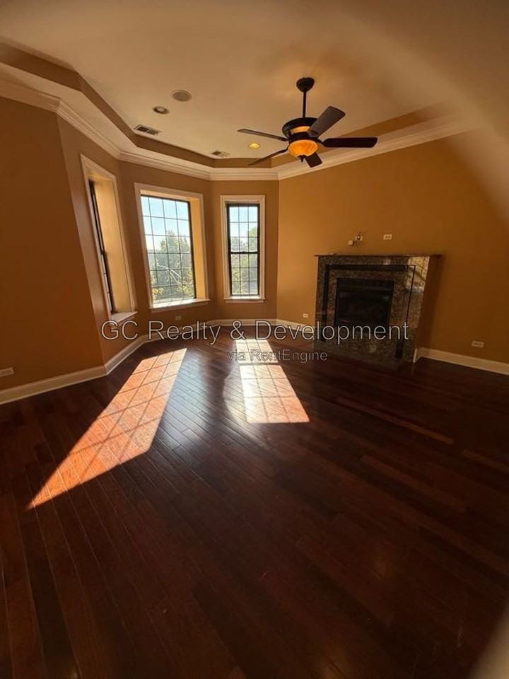 4926 S Indiana Ave #3S - Photo 6 of 15