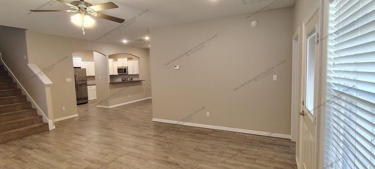 9800 Mylea Cir - Photo 2 of 19