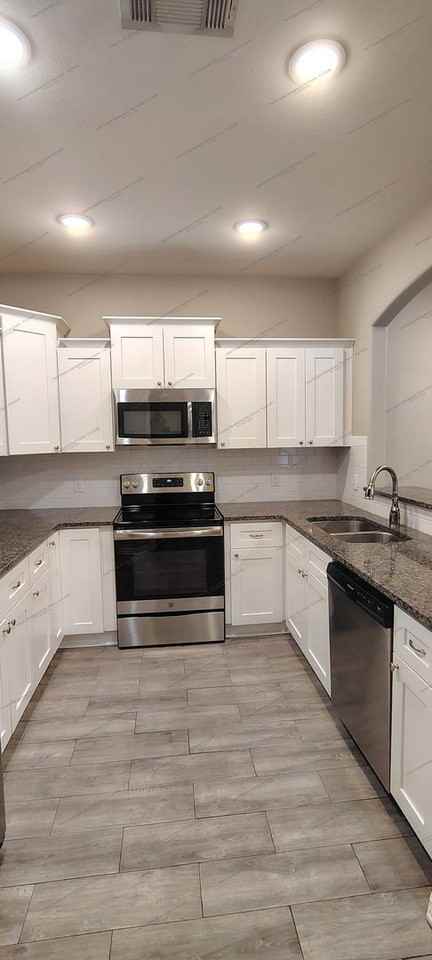 9800 Mylea Cir - Photo 7 of 19