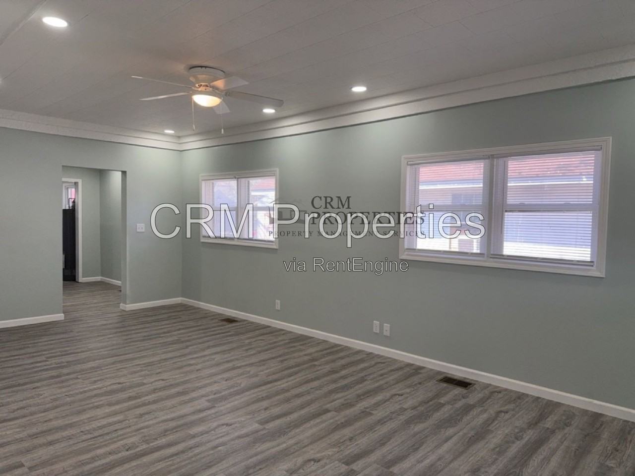 909 W Virginia Ave - Photo 2 of 22