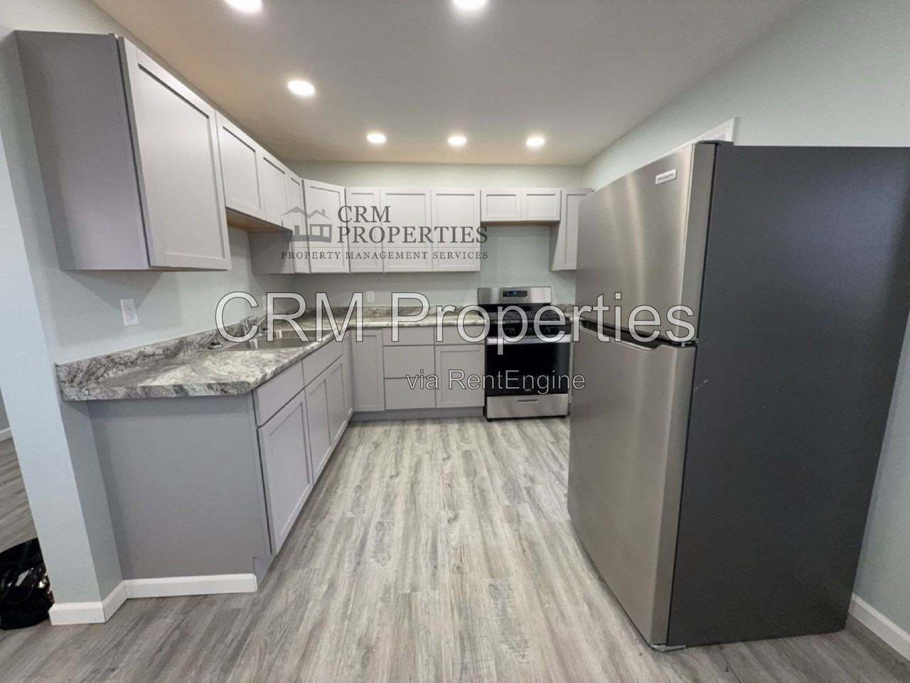 909 W Virginia Ave - Photo 5 of 22