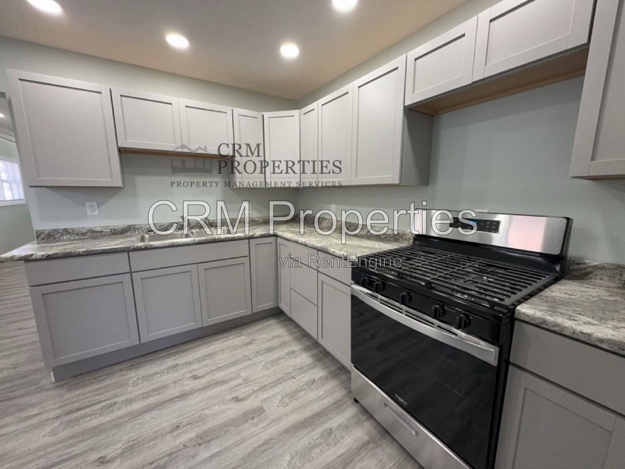 909 W Virginia Ave - Photo 6 of 22