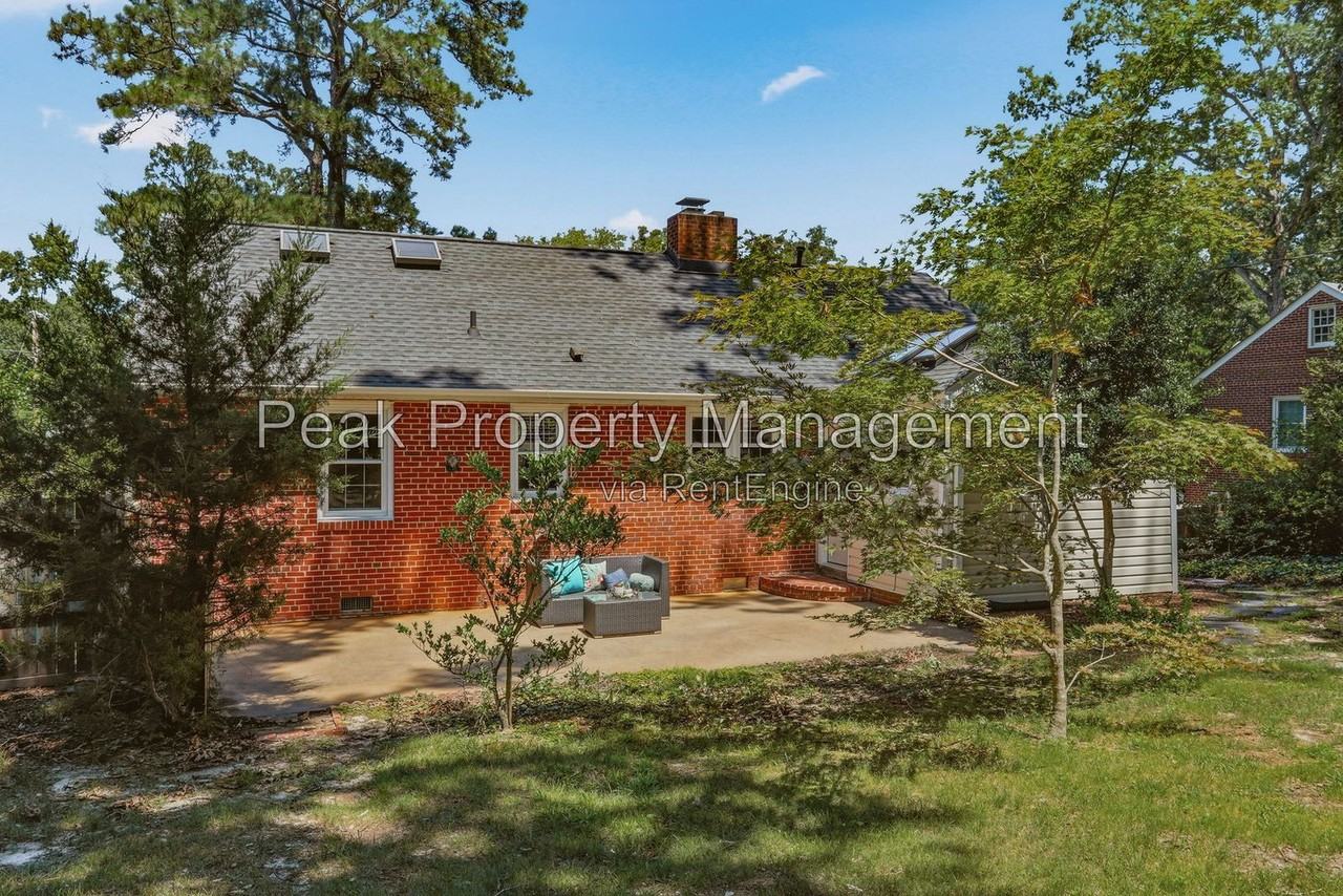 8719 Weldon Dr - Photo 4 of 31
