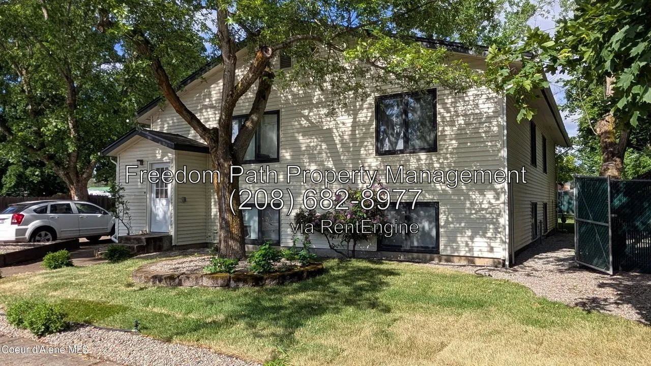 1221 N 11th St - Photo 2 of 20