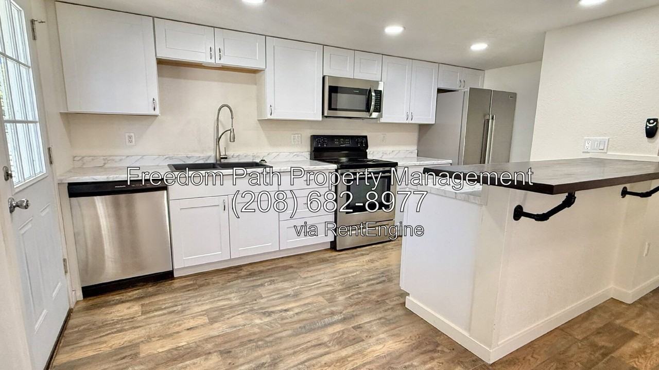1221 N 11th St - Photo 7 of 20